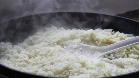 Pilavınız lapa olduysa çabucak bu prosedürleri deneyin!