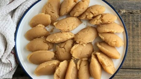 Yanmadan, topaklanmadan! Pürüzsüz un helvası yapmanın sırları